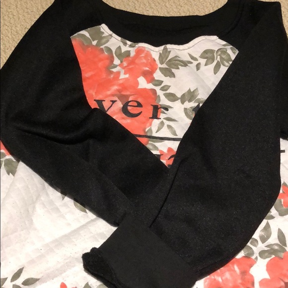 Crew neck fleece sweater - Picture 3 of 3